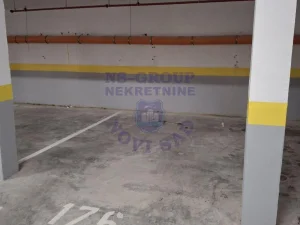 Garažno mesto na Telepu