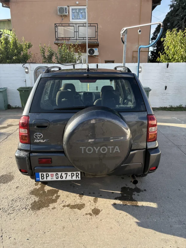 2005 Toyota RAV4 116ks D4D