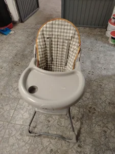 Stolica za hranjenje