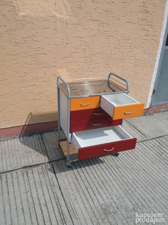 Kolica za terapiju sa fiokama