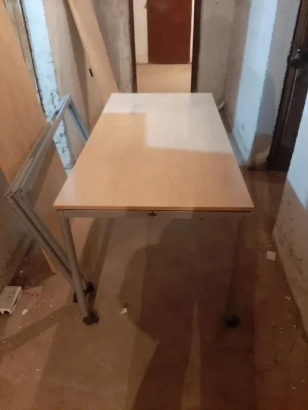 Dva rasklopiva stola HOWE London (1935)