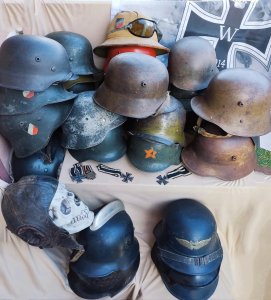 Nemački austrougarski i mađarski šlemovi