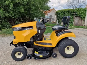 Cub Cadet XT 1 ENDURO SERIES Razni Traktori PANCEVO