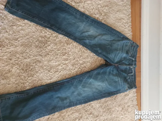 Levis 527 W32 L34,Levis504 W29 L32,Dsquare,Gucci muške farme