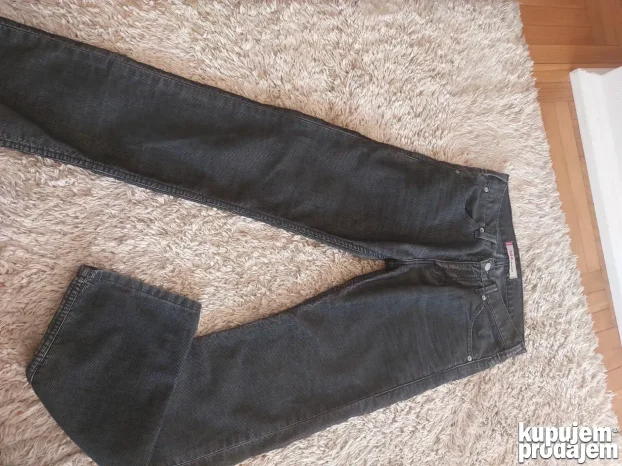 Levis 527 W32 L34,Levis504 W29 L32,Dsquare,Gucci muške farme