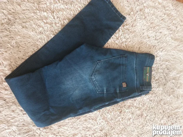 Levis 527 W32 L34,Levis504 W29 L32,Dsquare,Gucci muške farme