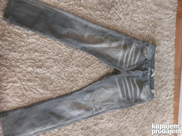 Levis 527 W32 L34,Levis504 W29 L32,Dsquare,Gucci muške farme