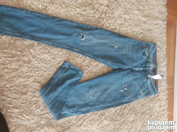 Levis 527 W32 L34,Levis504 W29 L32,Dsquare,Gucci muške farme