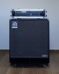 Iznajmljivanje bas pojacala AMPEG SVT 3