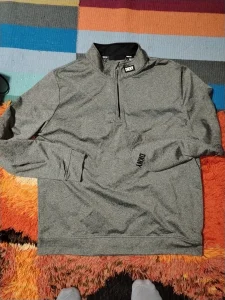 DKNY GOLF size L /made in Vietnam/ Original!