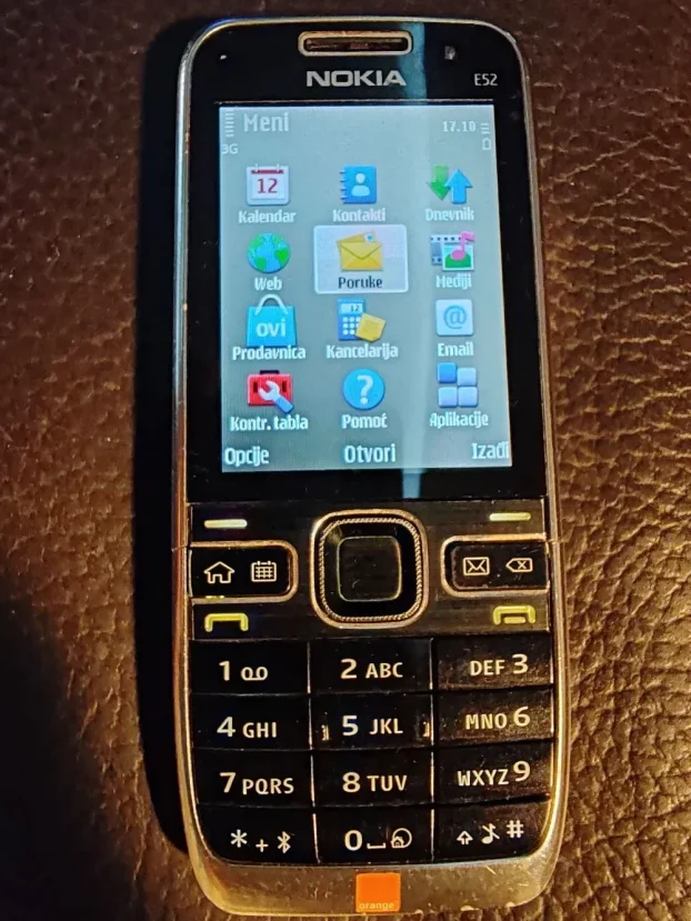 Legenda Nokia E52/full/ispravan