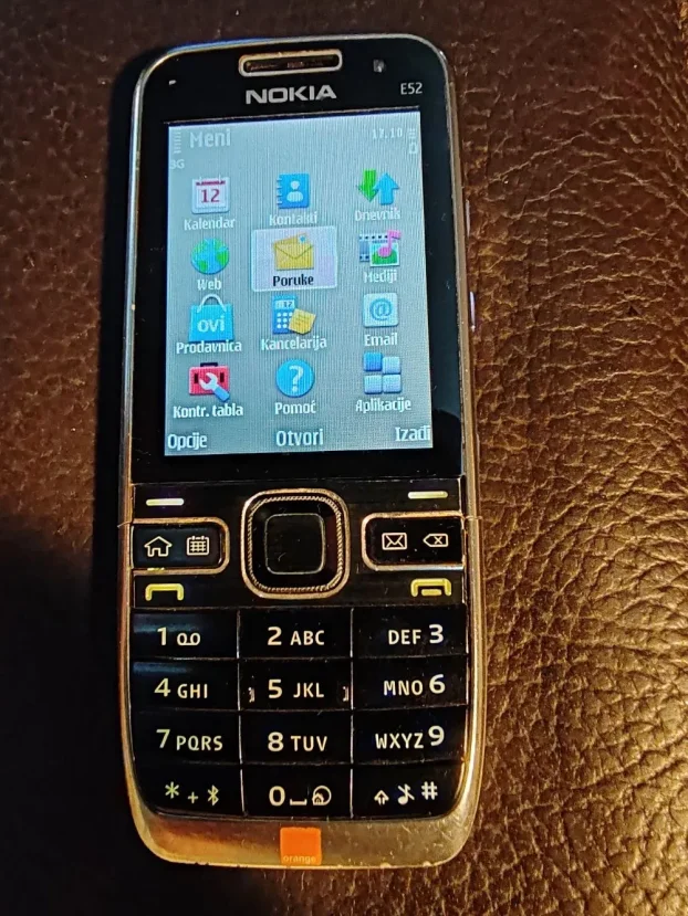 Legenda Nokia E52/full/ispravan