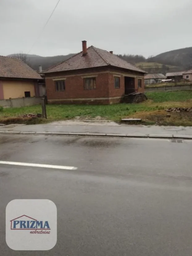 Paraćin, Izvor, 4.0 četvorosobna, 96 m²