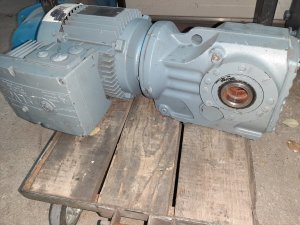 Reduktor sa frekventnim reg. 1,5 kw