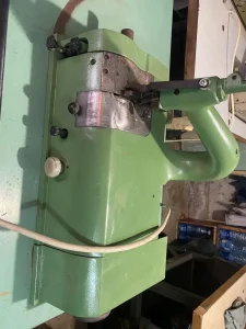 prodajem industrijske masine  i rezervne delove