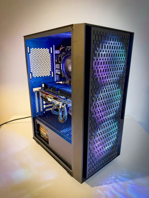 Gaming PC RX 5700 XT Red Devil/Ryzen 5 PRO 3400G/16GB DDR4