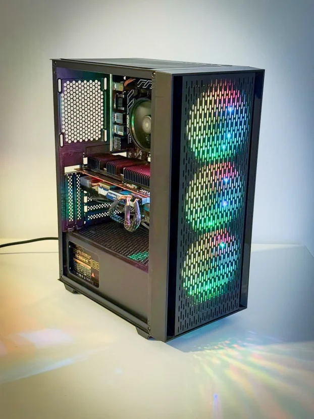 Gaming PC RX 5700 XT Red Devil/Ryzen 5 PRO 3400G/16GB DDR4