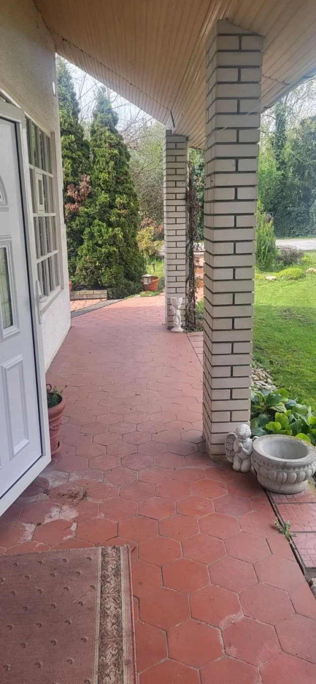 Braće Vidaković, Pećinci, Širi centar, 5+ petosobna, 444 m²