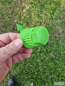 Zaštitni čepovi za kamionske šrafove sa strelicom 32mm!