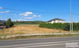 Izdajem plac u Aleksincu 19a