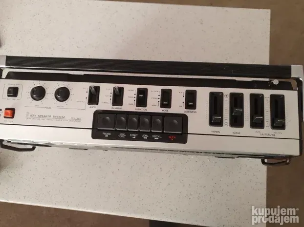 Radiotone 8911 stereo radio