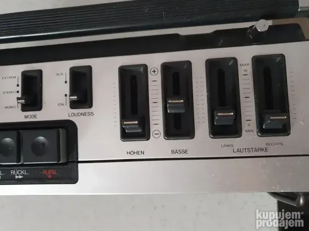 Radiotone 8911 stereo radio