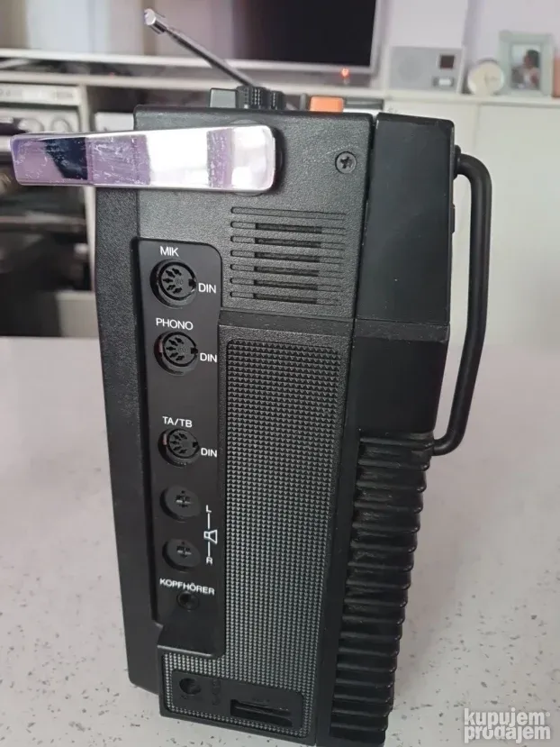 Radiotone 8911 stereo radio