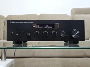 Yamaha R-N402D USB, DAB+, Music Cast, Bluetooth