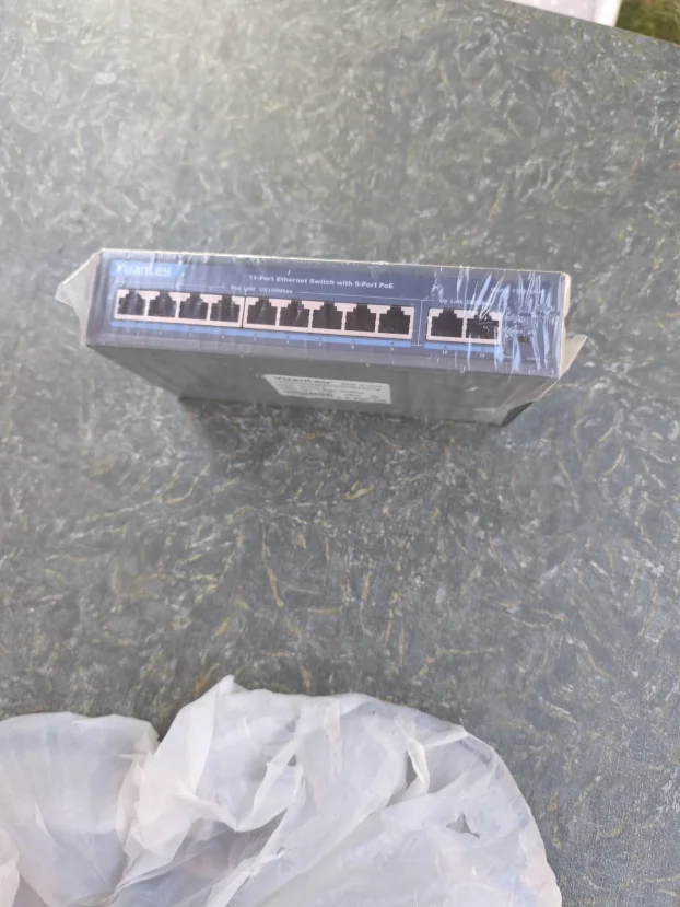 Gigabit 11 port Ethernet Switch 9 Port PoE Yuanley