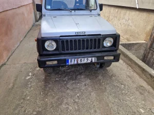 Suzuki Samurai