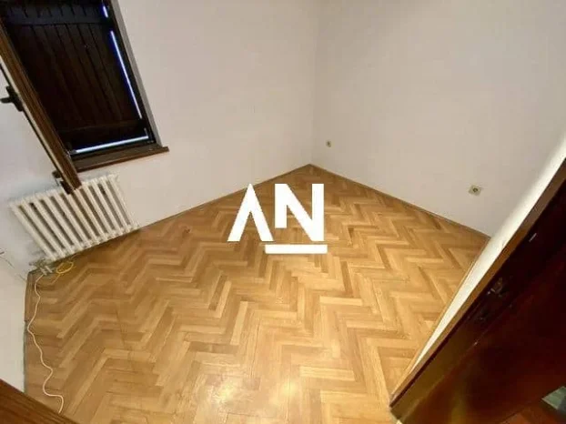 Veselina Masleše, Lekino brdo, 5+ petosobna, 152 m²