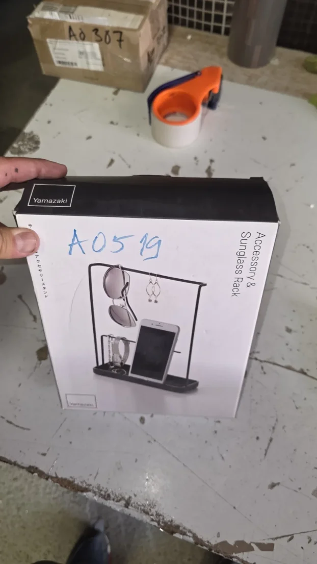 YAMAZAKI Tower 6988 stalak za nakit, čelik, crna