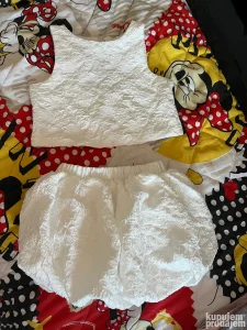 H&M kompletic velicina 110/116