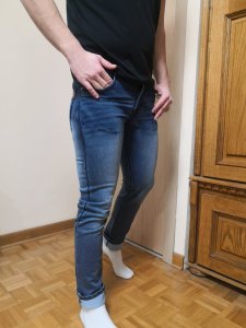 Izuzetne farmerke 28/32 Star World POVOLJNO