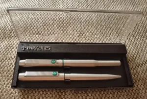 Parker 25 set u kutiji