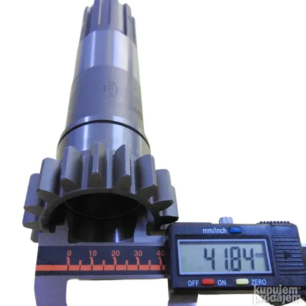Spojnicka osovina suplja drugog stepena IMT-545/549/565/569
