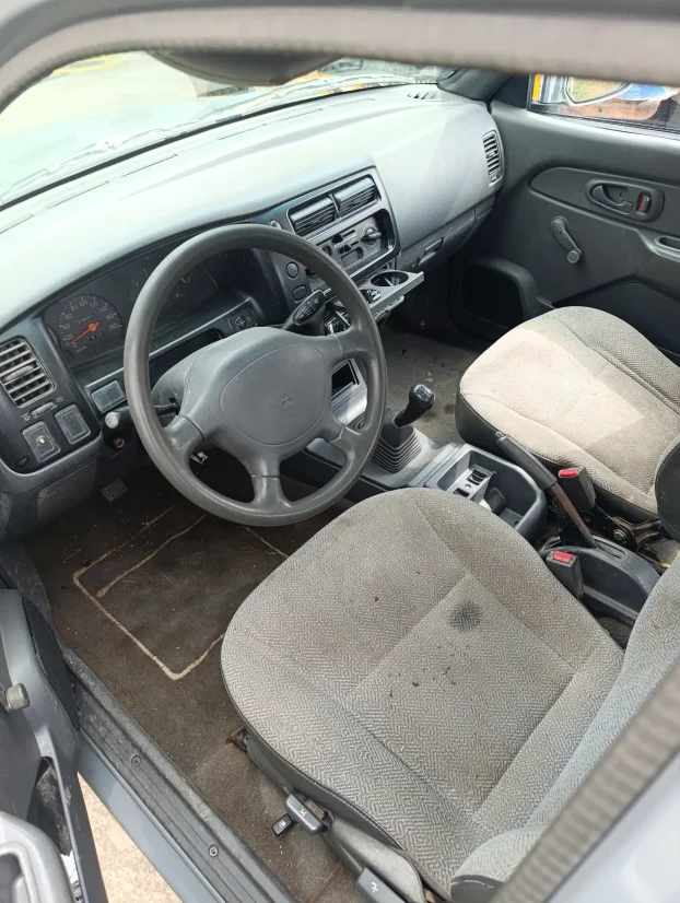 1999 Mitsubishi L200 2.5 D