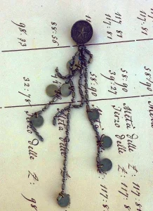 ESPRIT EDC 1998 (by Esprit) stari broš 12 cm!