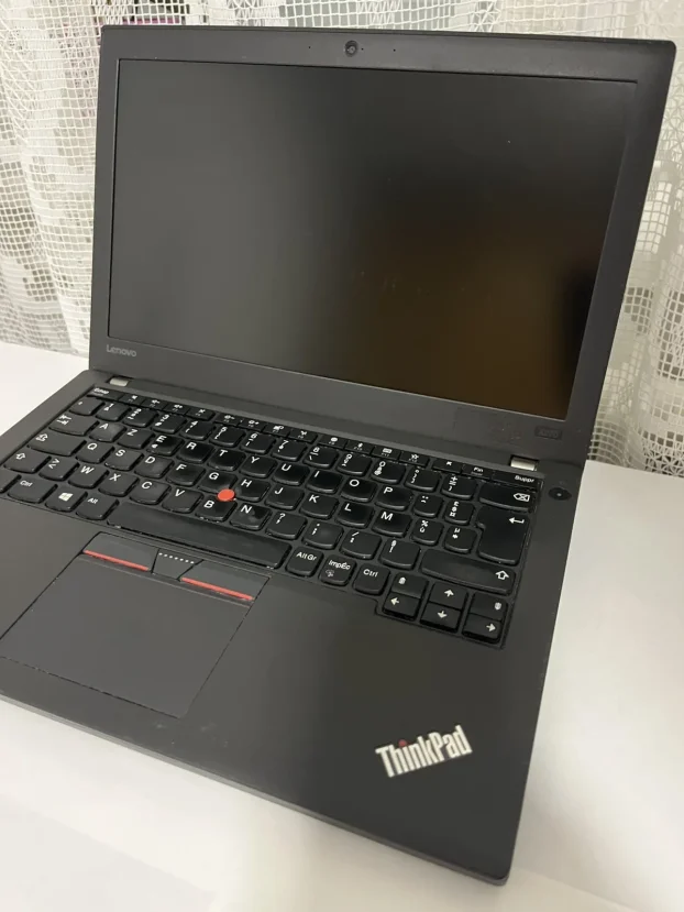 Lenovo ThinkPad X270 - i5 6300, 8GB, 10h Baterija 68+