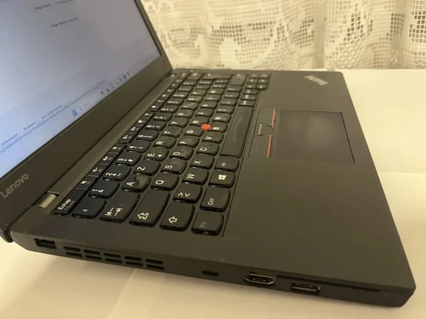 Lenovo ThinkPad X270 - i5 6300, 8GB, 10h Baterija 68+
