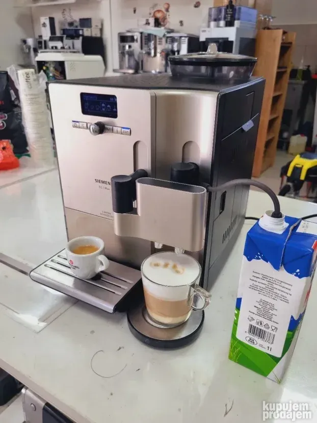 Espresso aparat Siemens EQ7 Plus