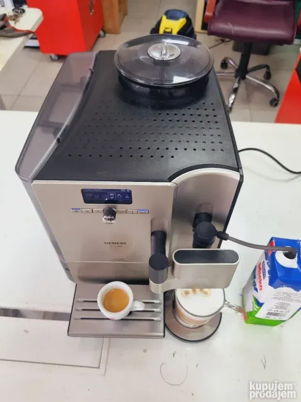 Espresso aparat Siemens EQ7 Plus