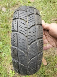 Moto guma kenda 120/70/12 god 2023 novo