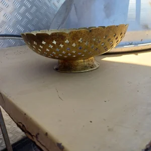 Stara mesingana činija