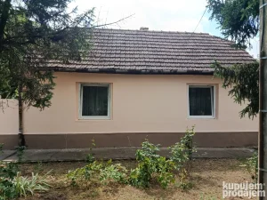 Bačka Topola, Stara Moravica, 2.0 dvosobna, 87 m²