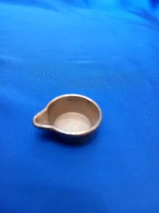 Minijaturna posuda