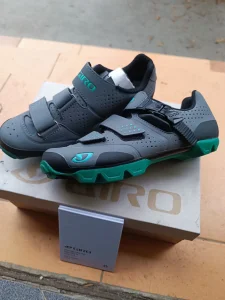 GIRO Usa Patike dosta modela na stanju