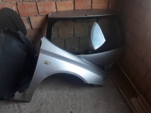 Fiat Stilo delovi prednjice u vise boja