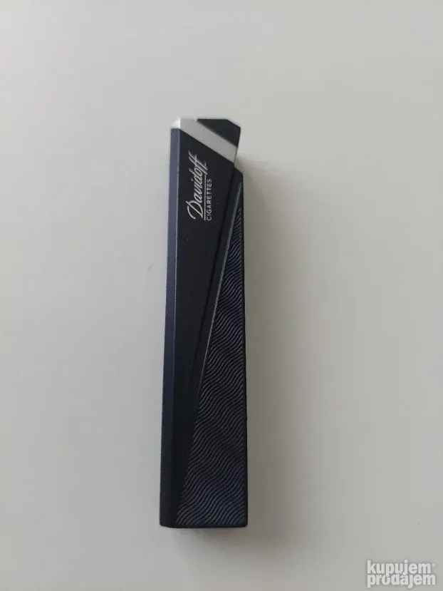 Upaljac black Davidoff