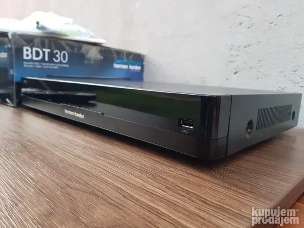 Harman Kardon BDT 30 Blu-Ray kao nov!